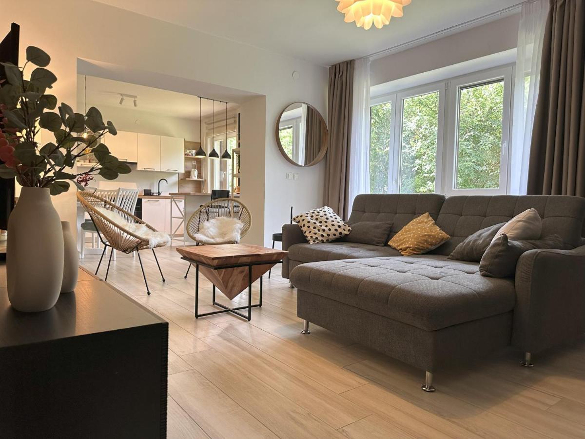 Summer Green Apartment Nedescina Экстерьер фото